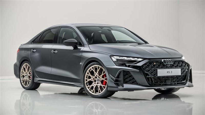 奧迪RS3 Competition Limited四門轎車僅165輛。(圖/翻攝Audi網站)