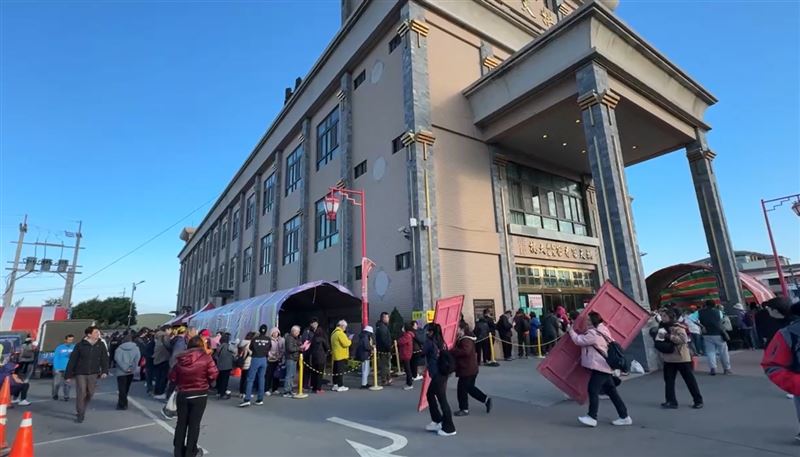 白沙屯拱天宮進香，報名首日，不到1小時超過作業極限喊停，今日截止點，(圖／翻攝畫面)