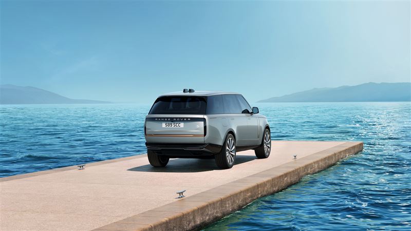 2026年式Range Rover統一導入汽油動力。(圖/JLR提供)