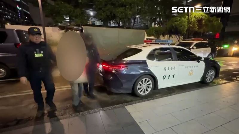 北市邱姓老翁前往松菸文創園區竊取6到7枚戒指遭逮。（圖／翻攝畫面）