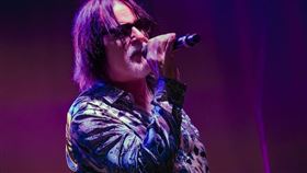 美國傳奇搖滾樂團波士頓樂團主唱湯米・德卡洛（Tommy DeCarlo）離世。（圖／翻攝自IG @thetommydecarlo）