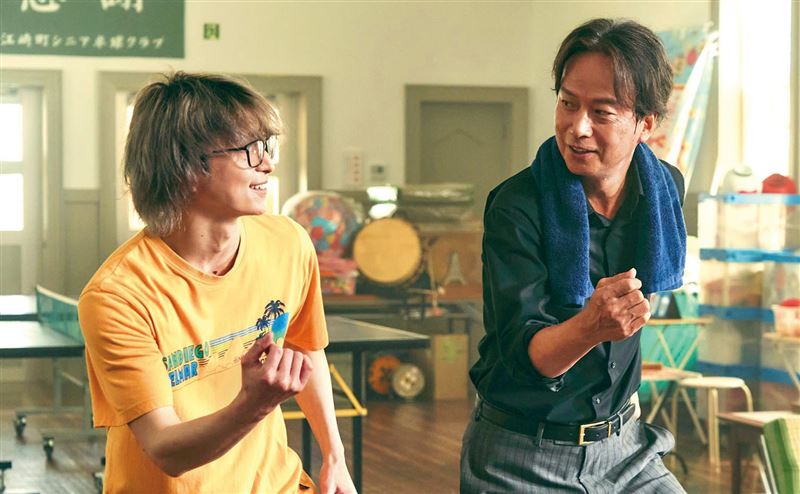 佐久間大介(左)坦言,對於再次與恩師內田英治合作感到興奮不已,在讀劇本時,深深愛上了這個結合殺手與舞蹈元素的故事。(圖/天馬行空提供)