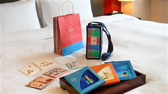 叫她出來真有效？這飯店總經理親挑生日禮