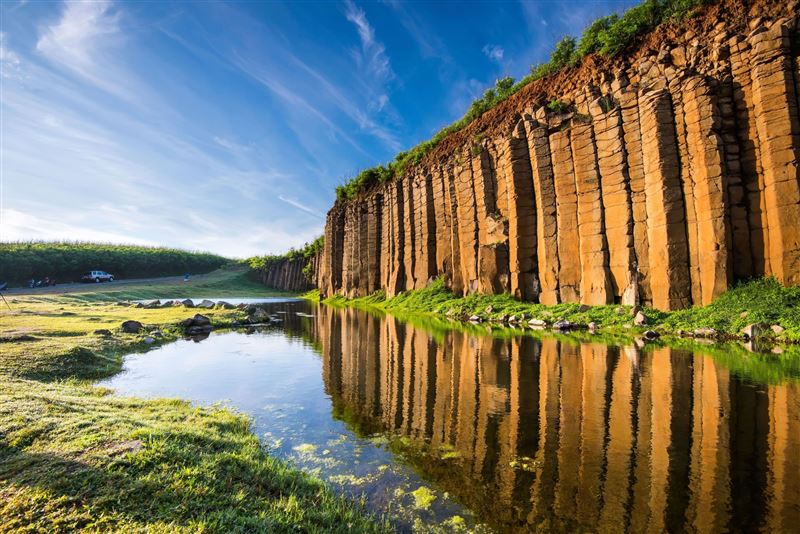 雄獅推出一站式整合「聰明自由配」自由行方案,精選飯店住宿與多款行程選擇。(圖/雄獅旅遊提供)