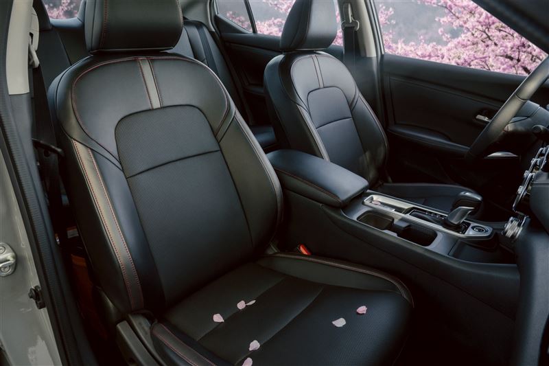 TAKUMI匠人皮革座椅與雙前座通風座椅。(圖/Nissan提供)