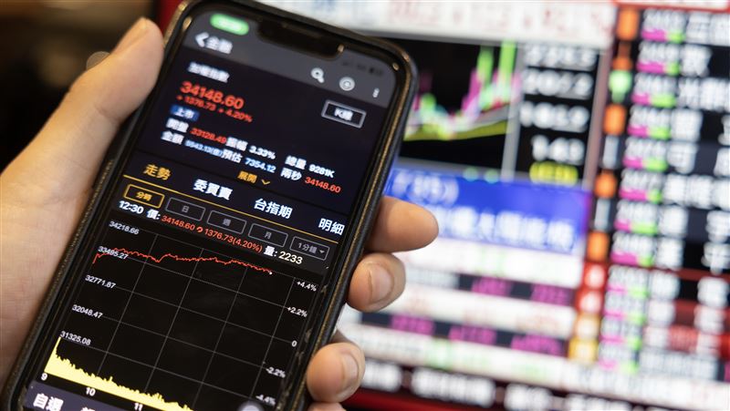 台股重返34000點大關。（圖／中央社）