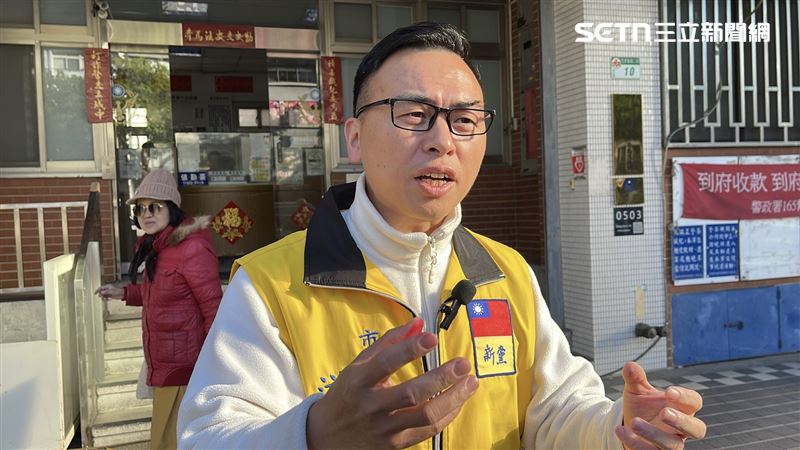 游智彬做完筆錄後受訪時向媒體記者致歉。（圖／記者楊忠翰攝影）