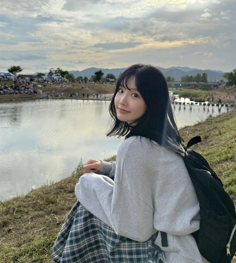 崔洪邏甜美笑容，有著「啦啦隊IU」稱號。（圖／翻攝自IG）