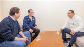 李四川PO和侯友宜以及劉和然的合照（圖／翻攝自李四川臉書）