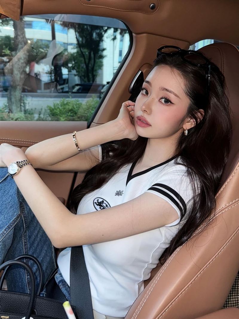 宋智雅再度因個人發言,遭到不少網友批評。(圖/翻攝自IG @dear.zia)