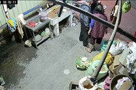 宜蘭,斧頭,攻擊,遊民,延平派出所,員警態度差, 宜蘭知識+。（圖／翻攝宜蘭知識+）