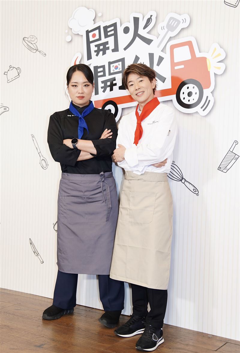 鄭智善(左)、川越達也一起合作新節目。(圖/記者趙于瑩攝影)