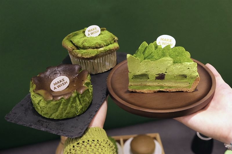 亞尼克宇治抹茶系列甜點應援春日追花潮,打造清新春日野餐。(圖/品牌業者提供)