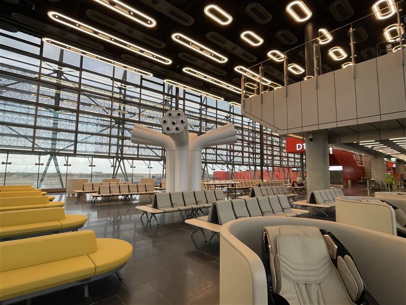 機場公司也持續推動各項重大建設，包括第三航廈建設的第一階段里程碑北廊廳已在2025年12月25日正式啟用。（圖／桃機提供）