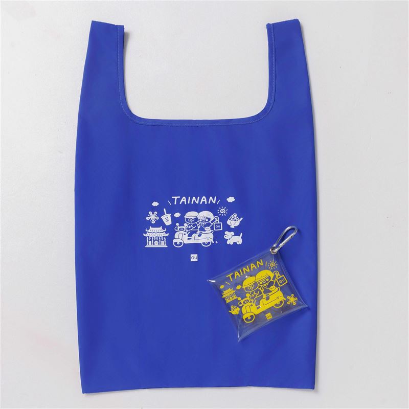 開幕期間單筆消費滿NT1,500，可獲得插畫家設計的GU隨行收納袋。（圖／品牌業者提供）