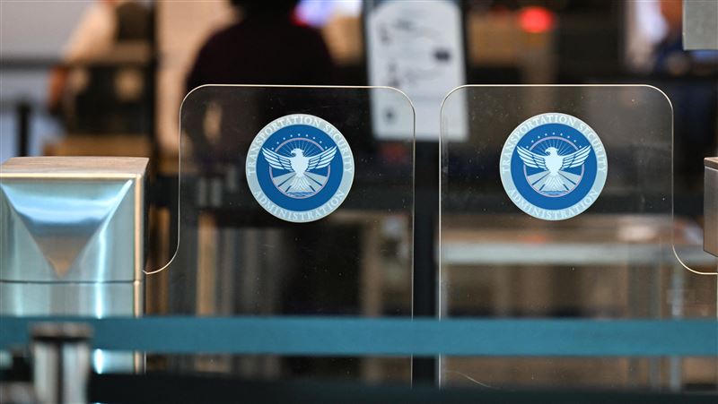 美國雷根機場12日上午突發警報。 （圖／路透社／達志影像）