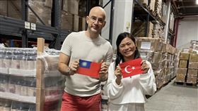 吳鳳分享台灣人暖舉。（圖／翻攝自吳鳳臉書）