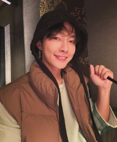 這名網友鼓起勇氣向劇組朋友詢問,是否能請炎亞綸錄一段影片給好友,當時他坦言自己覺得機會渺茫,沒想到隔天真的收到炎亞綸錄製的影片。(圖/翻攝自炎亞綸IG)