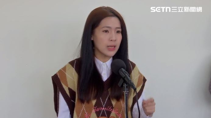 徐巧芯在立法院接受媒體聯訪（圖／翻攝畫面）
