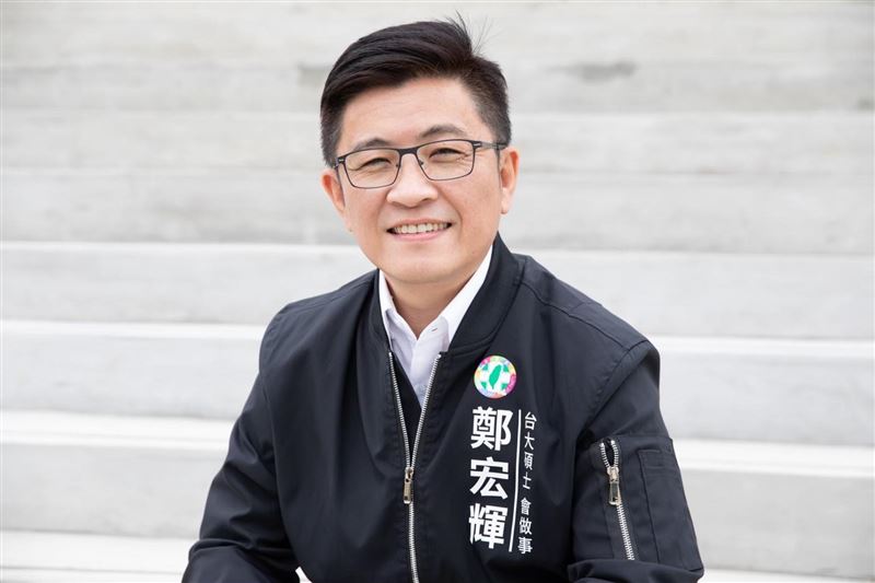 新竹市5連霸前市議員鄭宏輝,今(13日)也在臉書宣布回鍋參選。(圖/翻攝自鄭宏輝臉書)