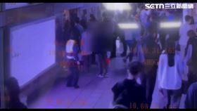 高女在捷運南京復興站搭車，短短20分鐘就被偷走錢包。（圖／翻攝畫面）