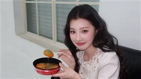 中國女星王鶴潤捲入失言風波。（圖／翻攝自微博）