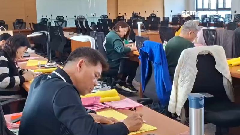 獨／文疏每張可填288人　抄寫志工近30人