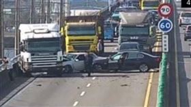 台61,追撞,車禍,全線,封閉,回堵,車流,台中,梧棲（圖／高速公路資訊網）