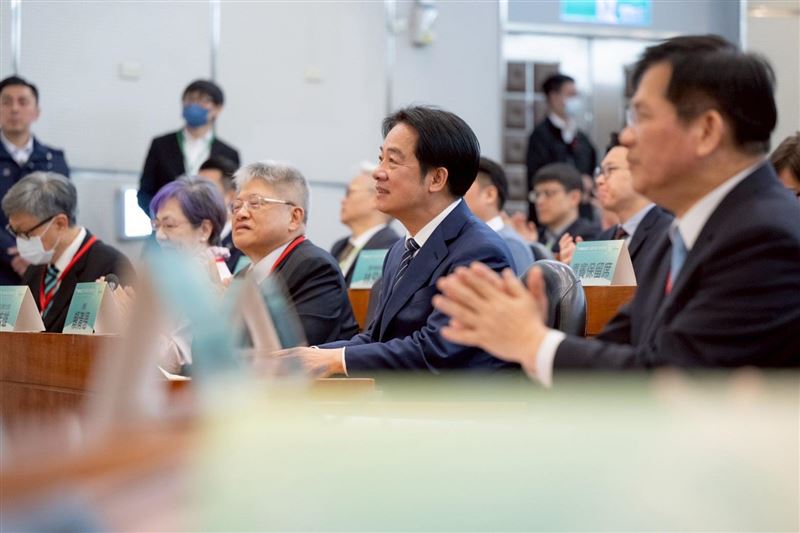 賴清德表示「台灣能夠走到今天，成為亞洲民主的重要典範，都是因為人民的力量」。（圖／翻攝自賴清德臉書）