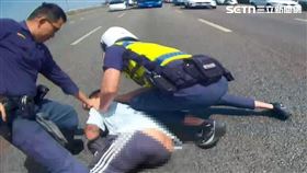 毒駕,襲警,衝撞,警車,南投,草屯,國道,國3,圍捕（圖／翻攝畫面）