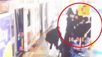 文湖線爆衝突！男女口角擋乘客下車變互毆