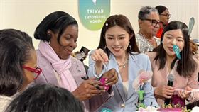 《陽光女子合唱團》最悍女警芷儀登聯合國演說，倡議性別平權、社會正義。（圖／李芷儀提供） 