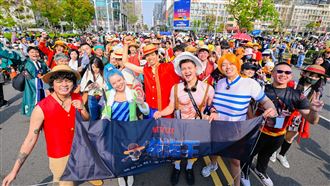 草帽團高雄遇媽祖！《航海王》憾港都