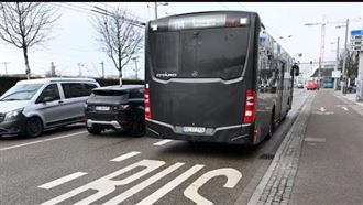 狂！15歲少年偷公車　開130km送女友上學