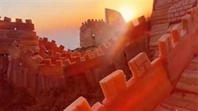 大陸湖北省恩施市25歲女子陳琴近日因獨特創作方式在網路上走紅。（圖／翻攝自微博）