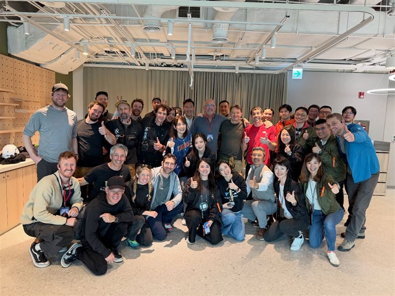 賈永婕描述，任務結束之後，一天之內全部消失。彷彿從來沒有存在過。他們是全世界最強大的團隊。當然一定要搭配我們Team101。(圖/翻攝自賈永婕臉書)