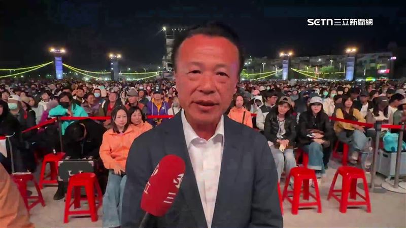 嘉義縣長翁章梁表示，將以最大的能量來服務所有民眾