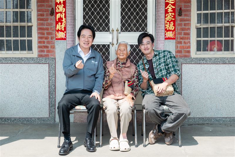 賴清德總統今（15）日在社群平台發文指出，前幾天他在雲林跑行程，特別抽空去拜訪脆友「冠廷」一家人。（圖／翻攝自賴清德臉書）