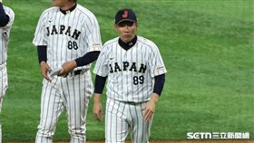 WBC8強賽，日本隊5：8不敵委內瑞拉隊止步8強，總教練井端弘和臉色鐵青離場。（圖／特派記者劉彥池攝影）