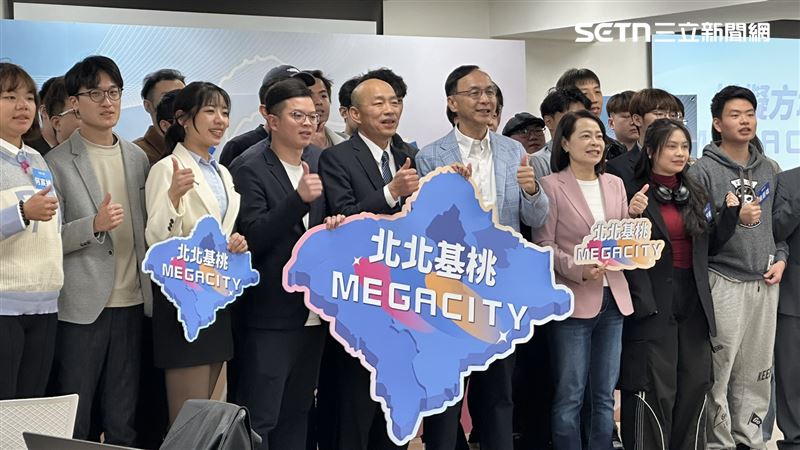 談政壇鮮花與野草!韓國瑜拋從政8字箴言