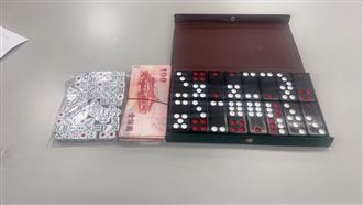 工地暗藏天九牌賭場　新莊警突襲逮9賭客