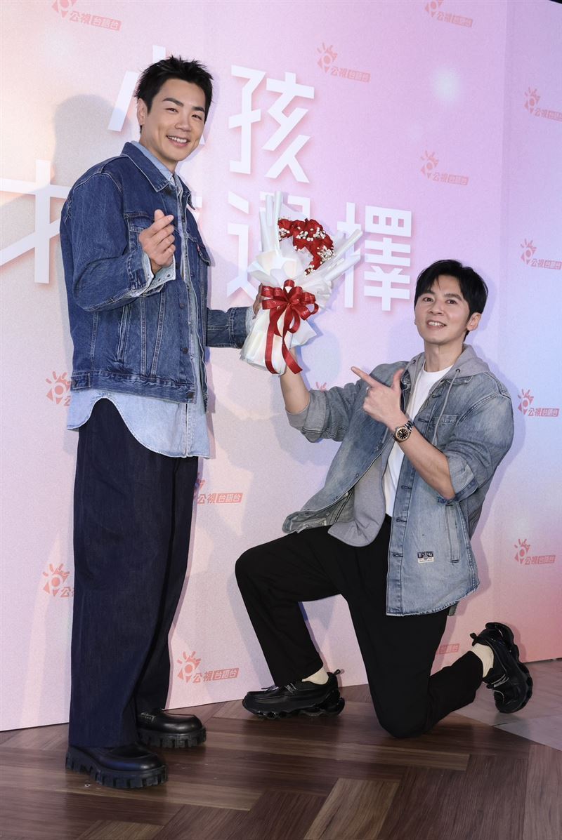 禾浩辰（左）、李國毅劇中飾演CP。（圖／記者鄭孟晃攝影）