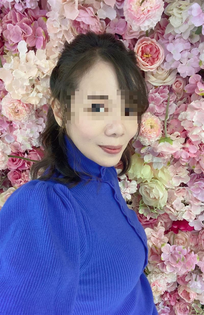 紀女與傅男談判時拿刀挑釁引來殺機。(圖/翻攝自臉書)