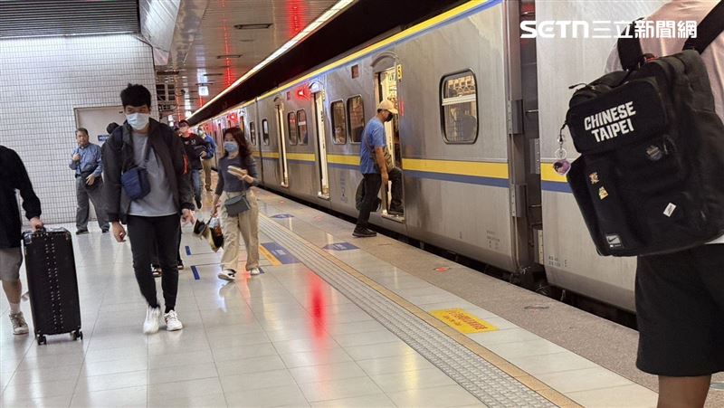 地震震度達4級 臺鐵多路段緊急低速巡軌