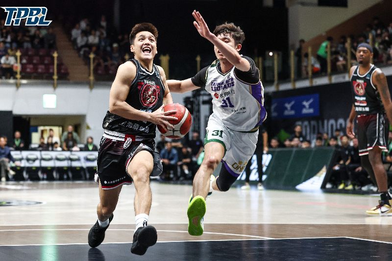 夢想家終場以111比84拿到6連勝，戰績直逼聯盟龍頭雲豹。（圖／中央社）