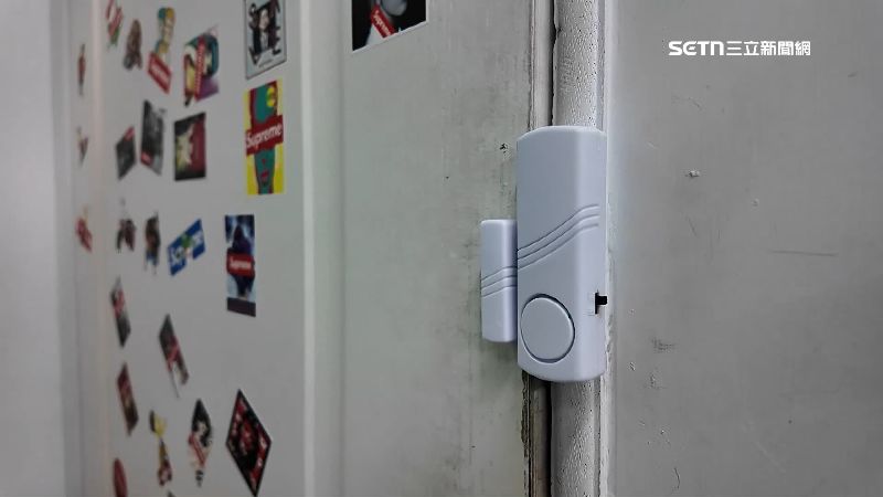 五金行就有賣簡易警報器，音量高達60分貝
