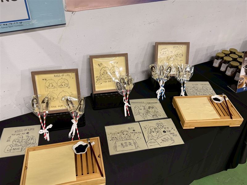 這一鍋以千張豆腐紙為韓星畫下專屬驚喜，把台灣火鍋的創意與溫度，一起送進後台。（圖／品牌業者提供）