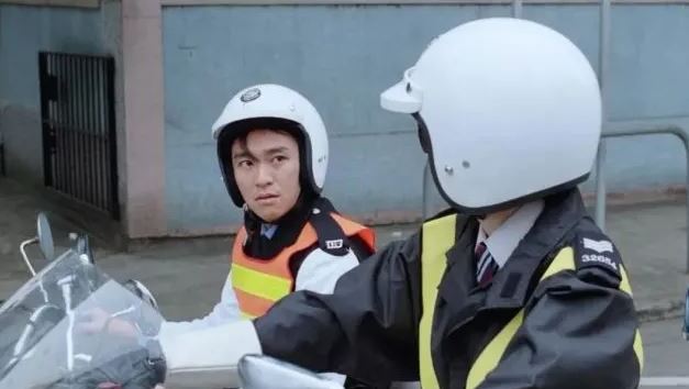 周星馳《逃學威龍2》 神祕女警身分曝!