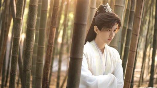 頂流男神謊報年齡「被抓包」法院判決現形