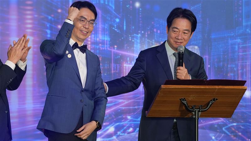 出席國際牙展 賴總統盼牙醫界挺温世政